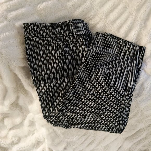 LOFT Marisa Cropped Pattern Pants - Picture 2 of 2